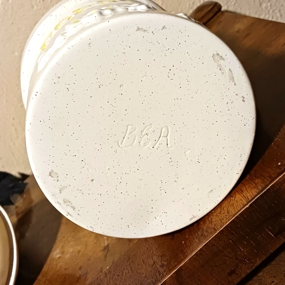 Vintage BEA Popcorn kernel Canister - Picture 6 of 6